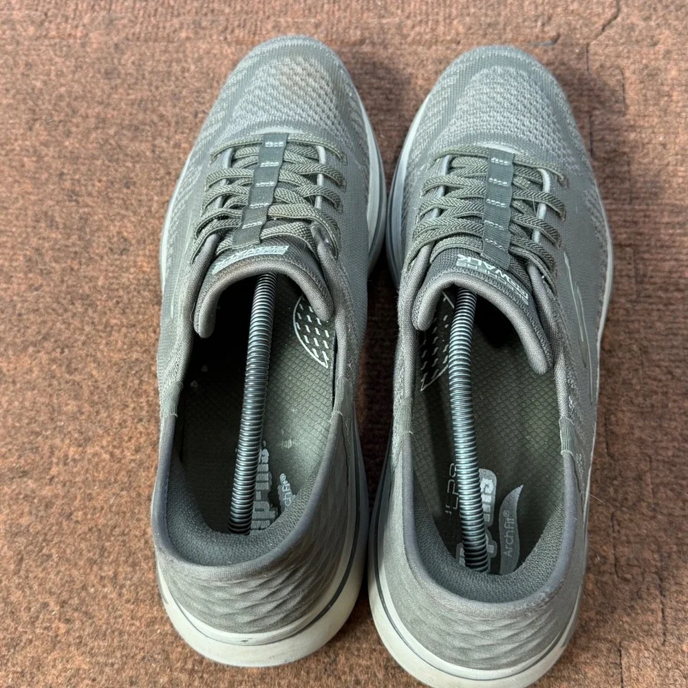 B- Skechers Mens Slip-ins GO WALK Arch Fit Taupe Sneakers 216601 TPE Size 12 gym